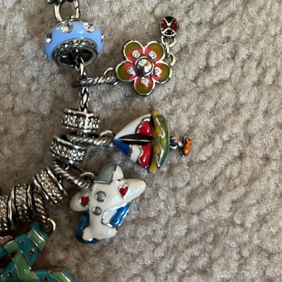 Brighton charm bracelet with  MOM and 5 charms - Picture 5 of 5